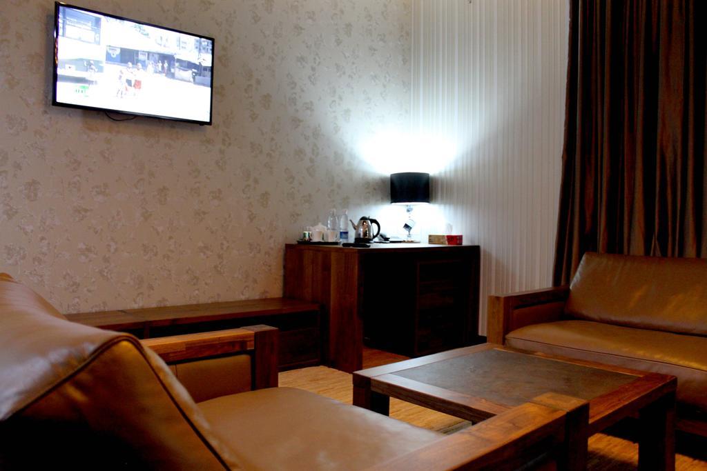 Astor Hotel & Spa Bisjkek Eksteriør billede