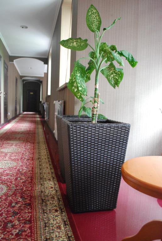 Astor Hotel & Spa Bisjkek Eksteriør billede